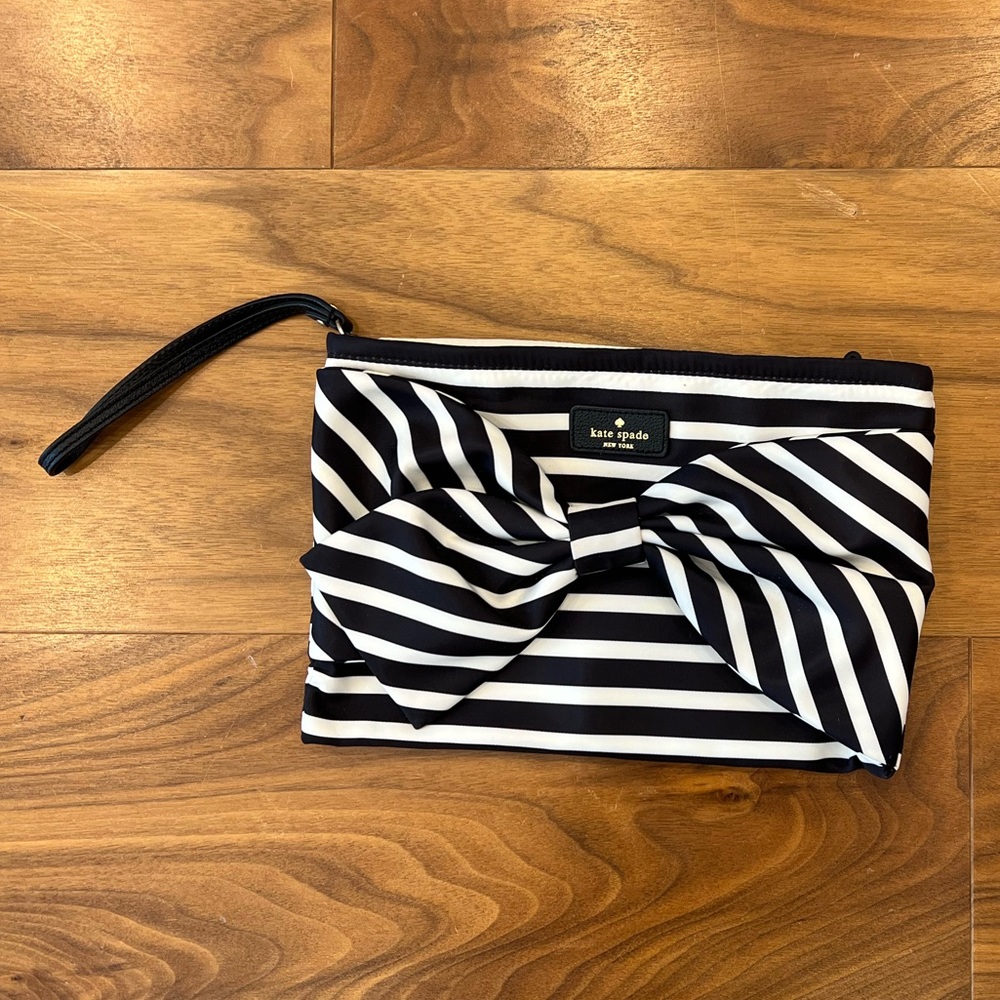 Kate Spade bow nylon wristlet
